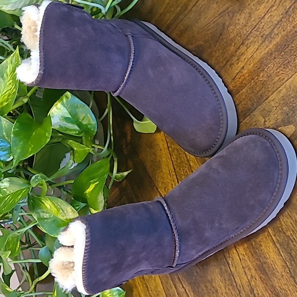 Style & Co Teenny suede pull on boots